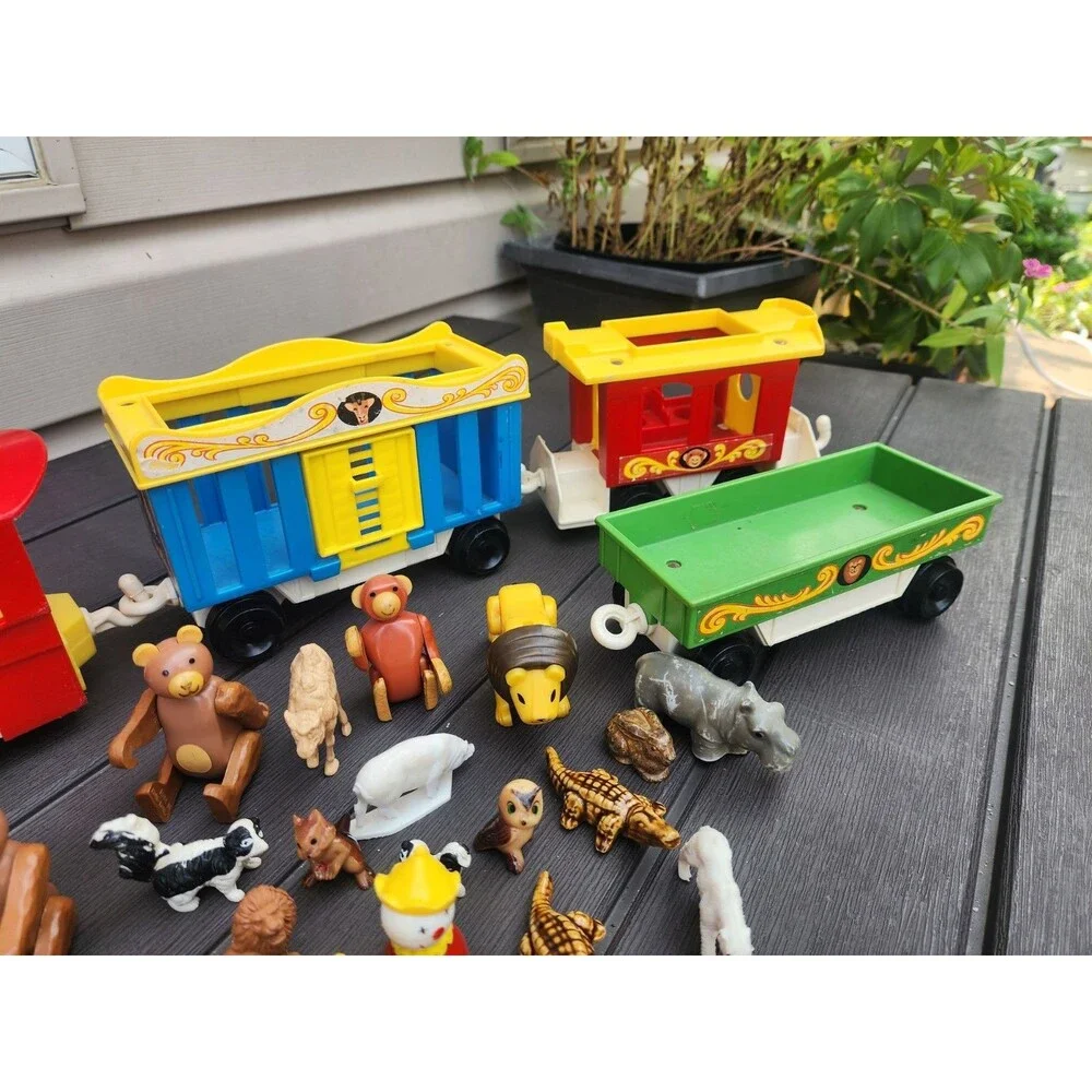 Vintage Fisher-Price Little People Circus Train #991 Toy Animal Zoo W/Animals +
